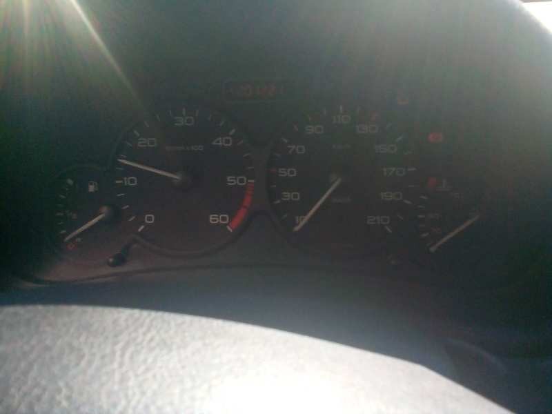 peugeot 206 berlina del año 2002