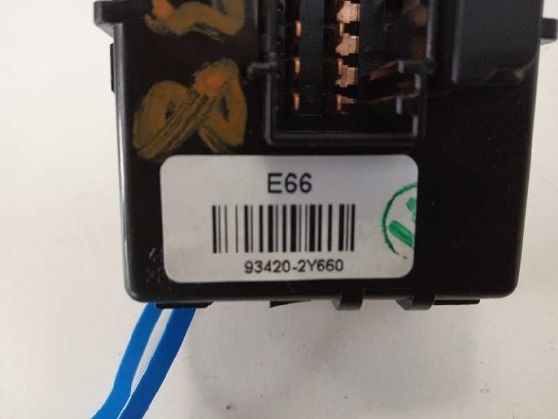 Recambio de mando limpia para kia sportage referencia OEM IAM 934202Y660  