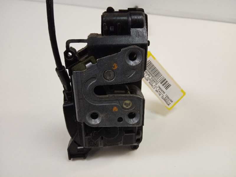 Recambio de cerradura puerta trasera izquierda para renault scenic iii family edition referencia OEM IAM 825030032R  