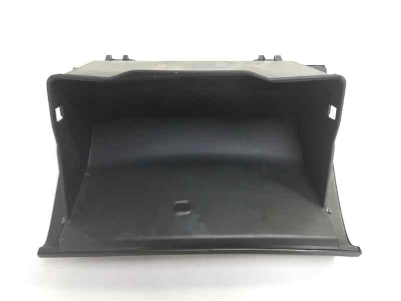 Recambio de guantera para chevrolet cruze lt referencia OEM IAM   