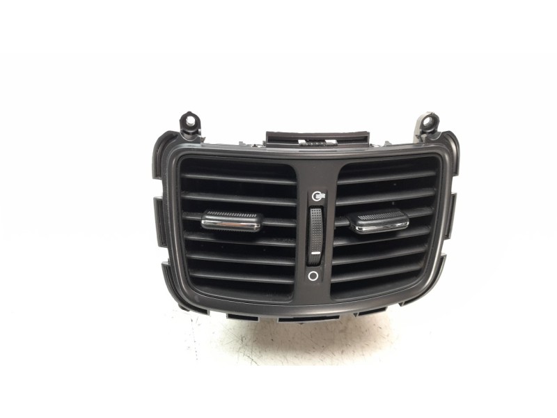 Recambio de aireador central para hyundai tucson 1.6 crdi cat referencia OEM IAM 97040D7000  
