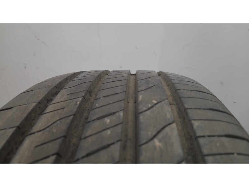 Recambio de rueda para jeep avenger altitude referencia OEM IAM 2156017  