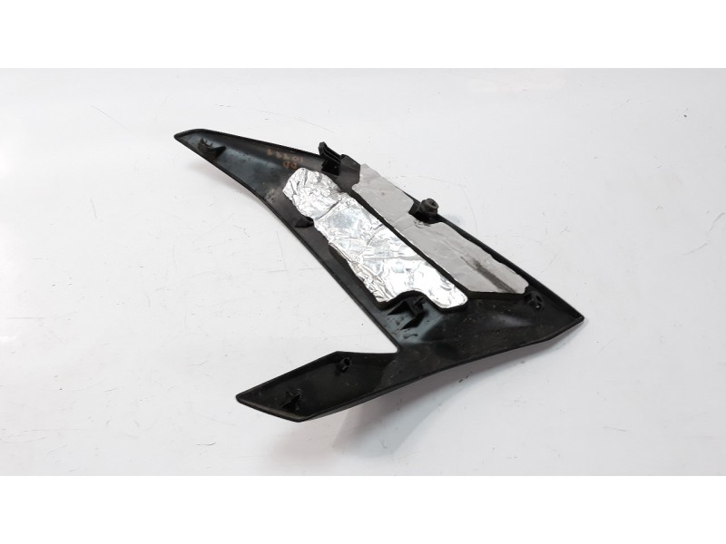 Recambio de moldura para kawasaki er 6 referencia OEM IAM 550280798  