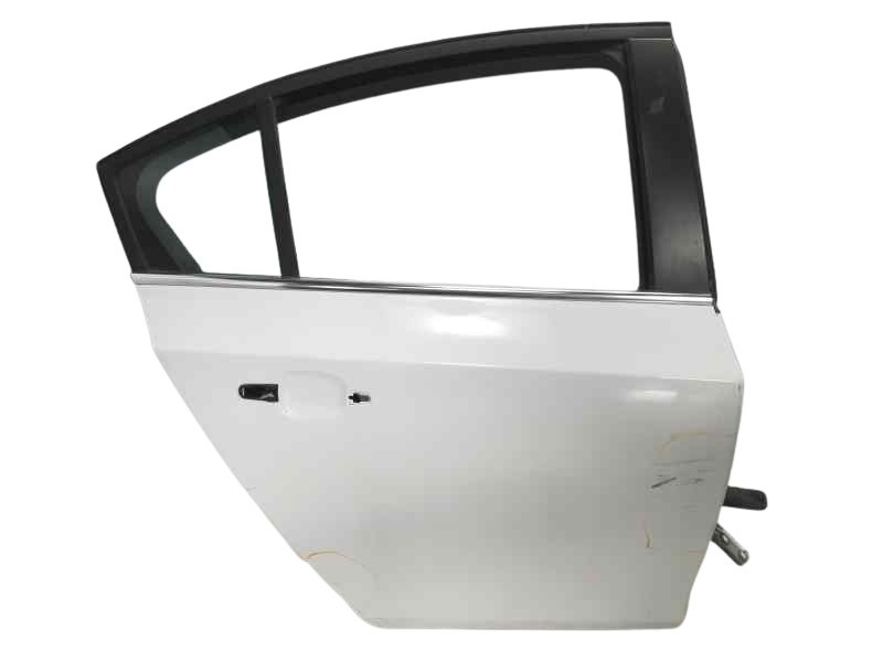 Recambio de puerta trasera derecha para chevrolet cruze lt referencia OEM IAM 95987764  