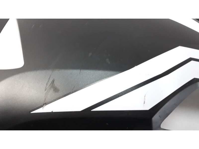 Recambio de moldura para kawasaki er 6 referencia OEM IAM 550280599660  