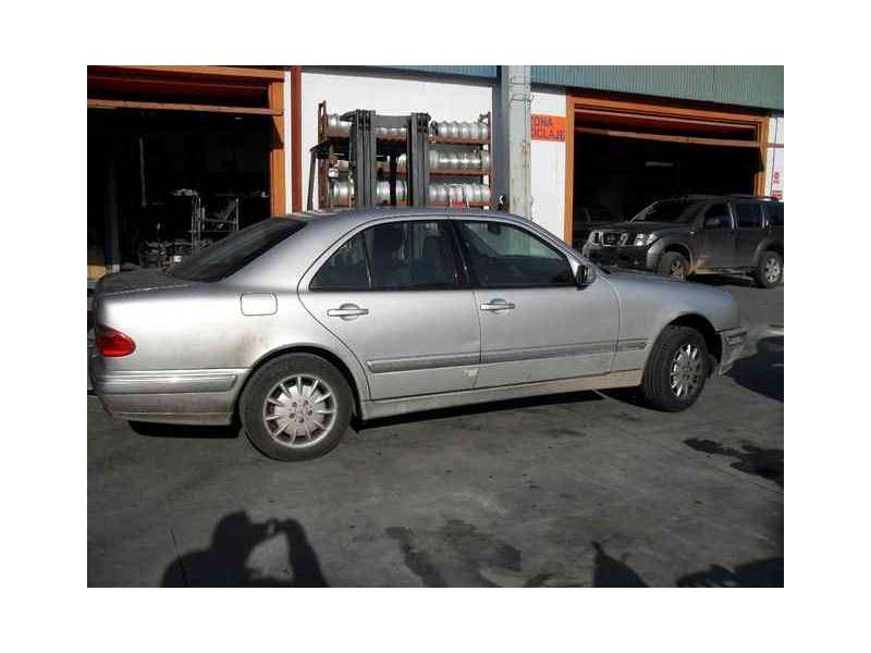 mercedes-benz clase e (w210) berlina diesel del año 1999
