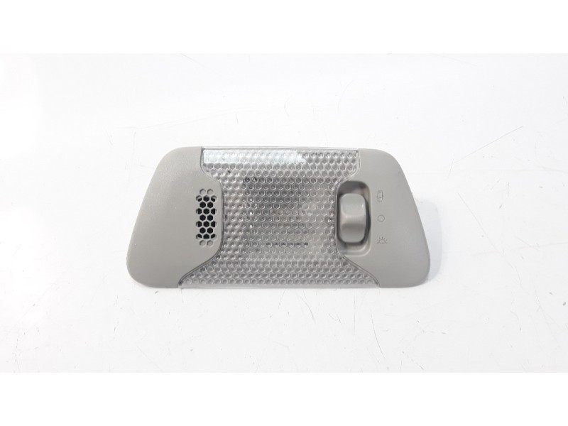 Recambio de luz interior para toyota aygo 1.0 cat referencia OEM IAM 812600H010  