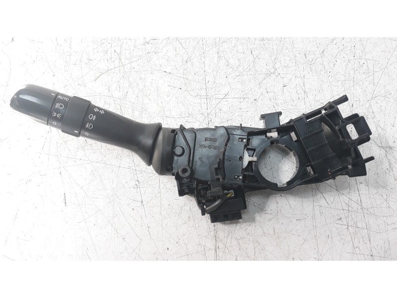 Recambio de mando intermitentes para toyota rav 4 (a3) 2.0 16v cat referencia OEM IAM 8414042101  