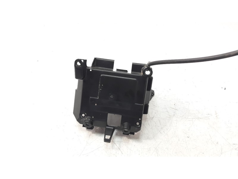 Recambio de moldura para honda nc 750 nc 750 x referencia OEM IAM 81210MKWD00  