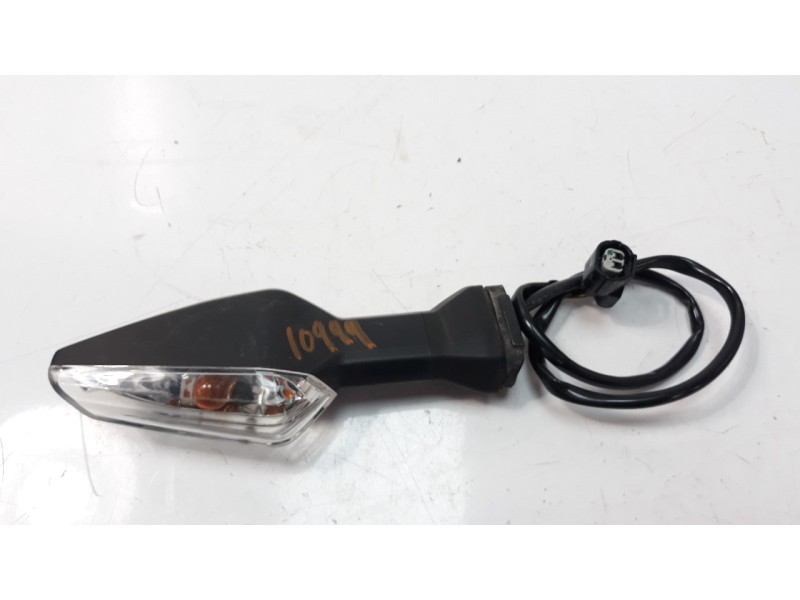 Recambio de piloto trasero izquierdo para kawasaki er 6 referencia OEM IAM 230370535  