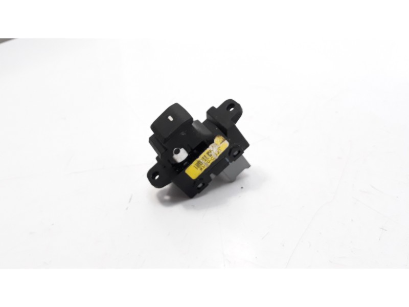 Recambio de mando elevalunas delantero derecho para hyundai i20 1.2 16v cat referencia OEM IAM 93580C7020 IAF420087HQ 