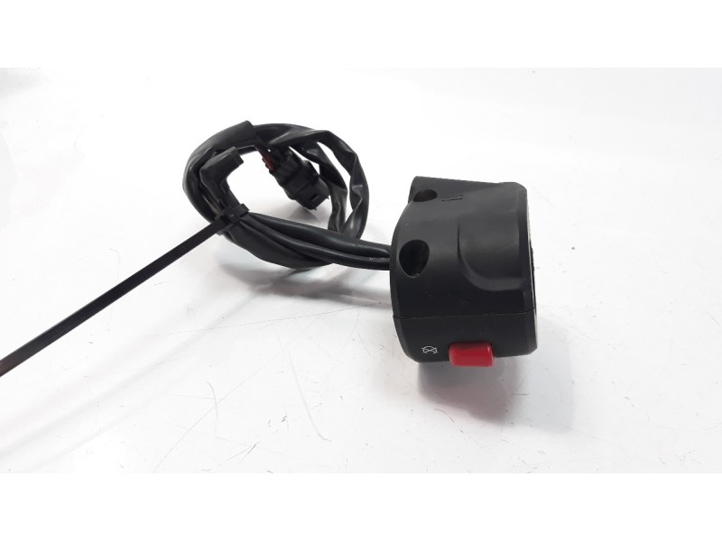 Recambio de piña luces derecha para kawasaki er 6 referencia OEM IAM 460910488  