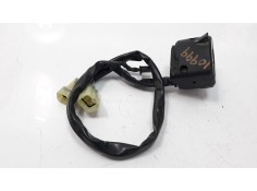 Recambio de piña luces izquierda para kawasaki er 6 referencia OEM IAM 460760166   2