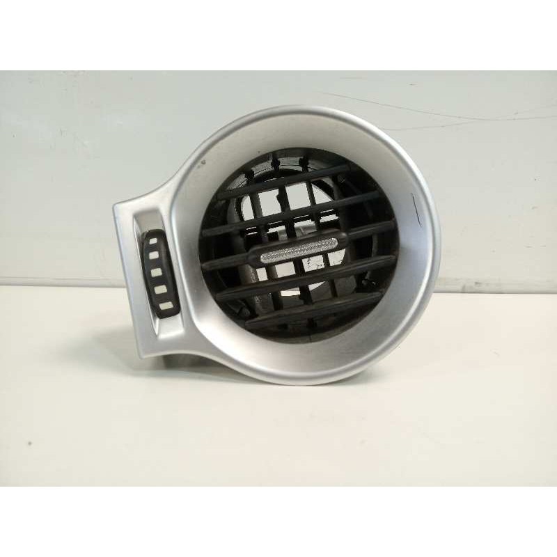 Recambio de rejilla aireadora para renault koleos 2.0 dci diesel fap referencia OEM IAM 68761JY00A 68761JY00B 