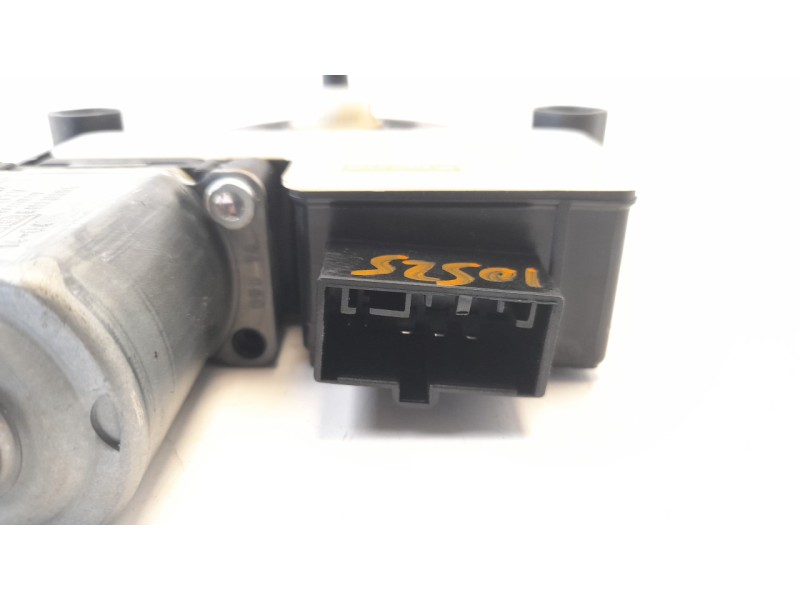 Recambio de motor elevalunas trasero derecho para seat leon (5f1) i-tech referencia OEM IAM 5Q0959812A 0130822724 E850202016