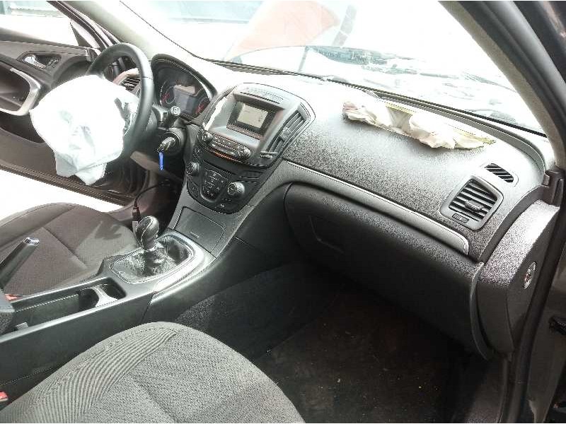 opel insignia berlina del año 2016