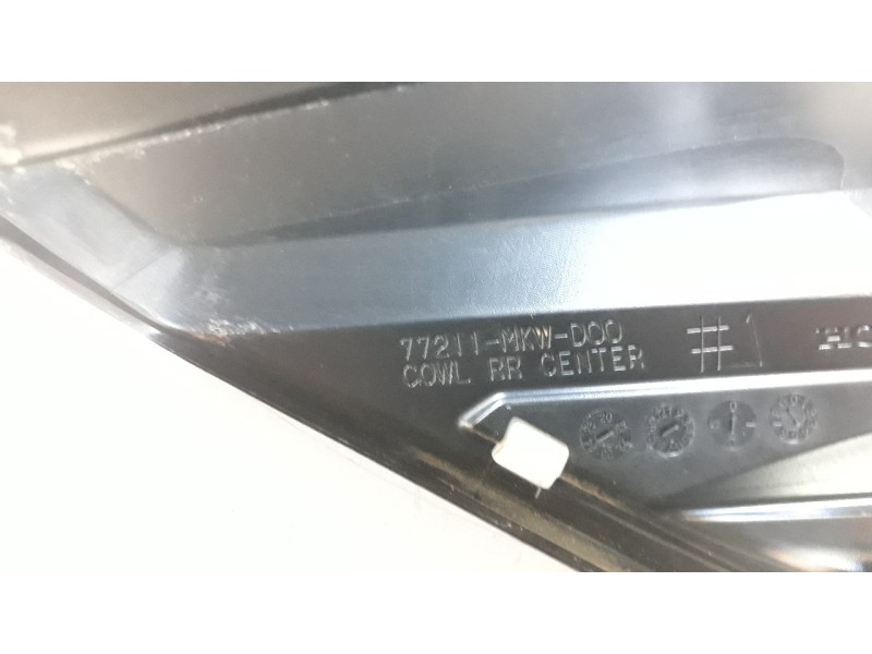 Recambio de colin trasero para honda nc 750 nc 750 x referencia OEM IAM 77211MKWD00  