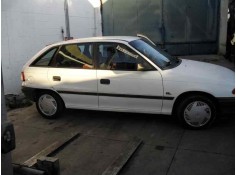 OPEL ASTRA F BERLINA
