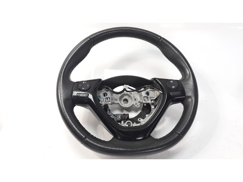 Recambio de volante para toyota aygo 1.0 cat referencia OEM IAM 451000H050B0  