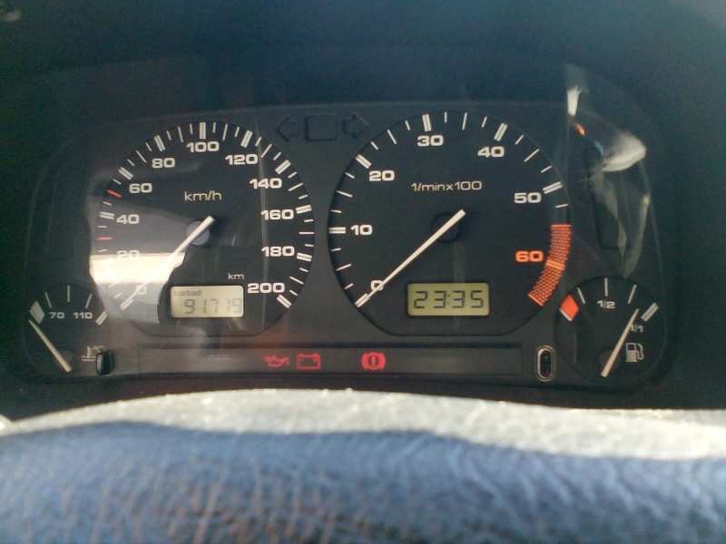 volkswagen polo berlina (6n1) del año 1997