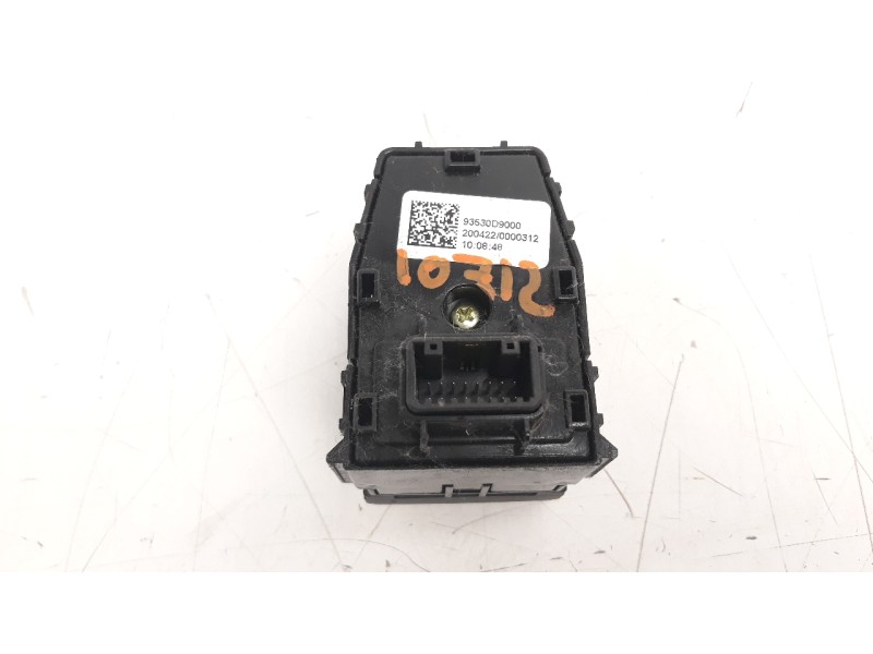 Recambio de mando retrovisor para kia sportage 1.6 crdi cat referencia OEM IAM 93530D9000  