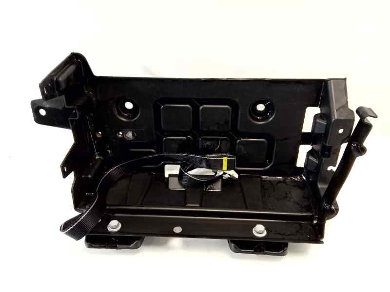 Recambio de bateria para maserati ghibli diesel referencia OEM IAM 05112061AK  