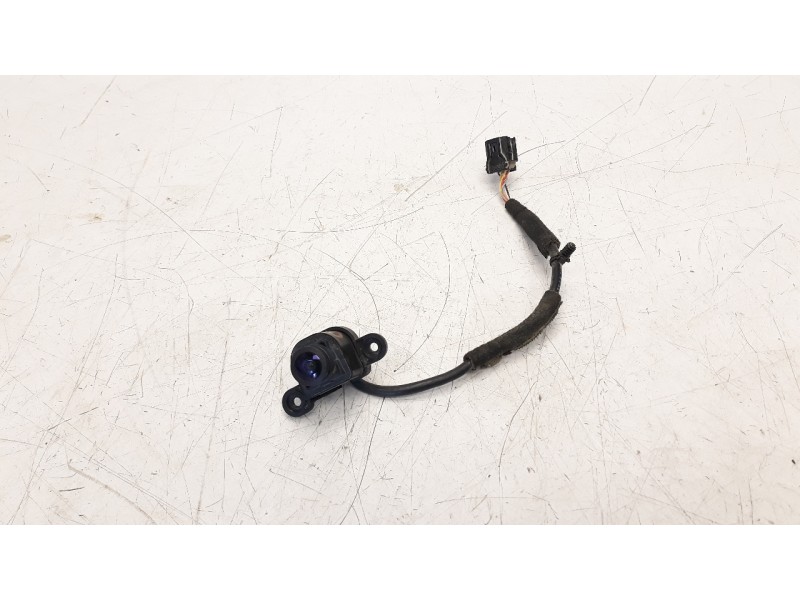 Recambio de camara vision trasera para hyundai tucson referencia OEM IAM 99240N7600  