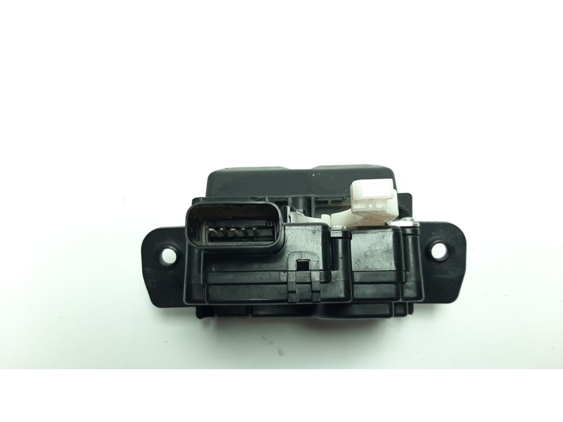 Recambio de cerradura maletero / porton para hyundai tucson 2.0 crdi cat referencia OEM IAM 81230D3000  