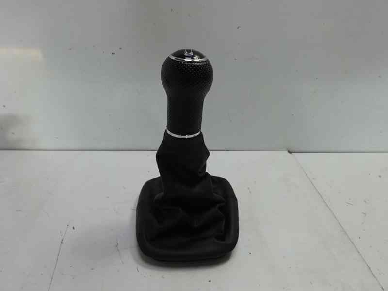 Recambio de pomo palanca cambio para volkswagen golf iv berlina (1j1) referencia OEM IAM POMOGOLFIV POM40102 