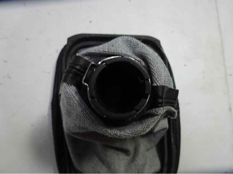 Recambio de pomo palanca cambio para volkswagen golf iv berlina (1j1) referencia OEM IAM POMOGOLFIV POM40102 