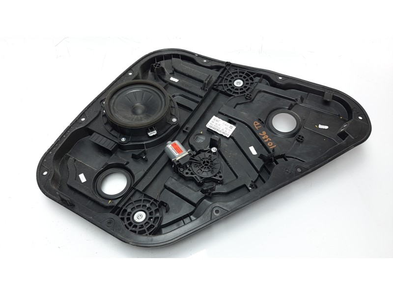 Recambio de elevalunas trasero derecho para hyundai tucson 2.0 crdi cat referencia OEM IAM 83480D7600  