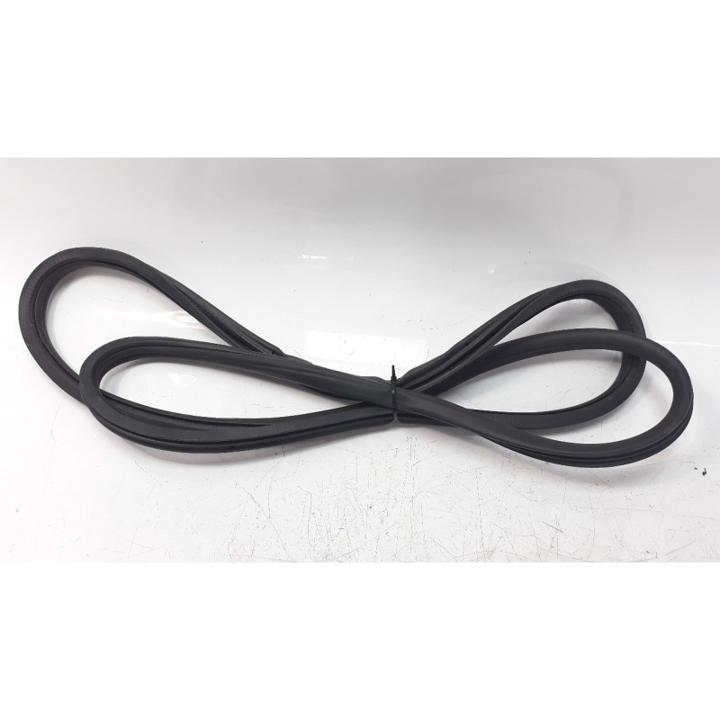Recambio de gomas contorno puerta para porsche cayenne (typ 92aa) 3.0 v6 tdi cat referencia OEM IAM 95853736501  