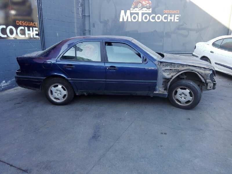 mercedes-benz clase c (w202) berlina del año 1996