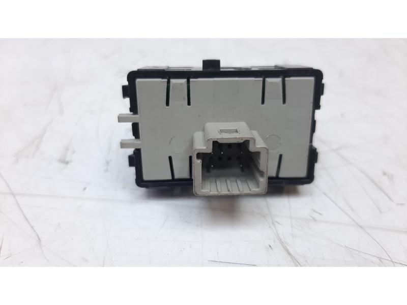 Recambio de interruptor para renault captur 0.9 energy referencia OEM IAM 255502964R  