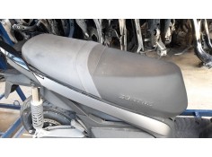 Recambio de baul bajo asiento para seat mo mo referencia OEM IAM   