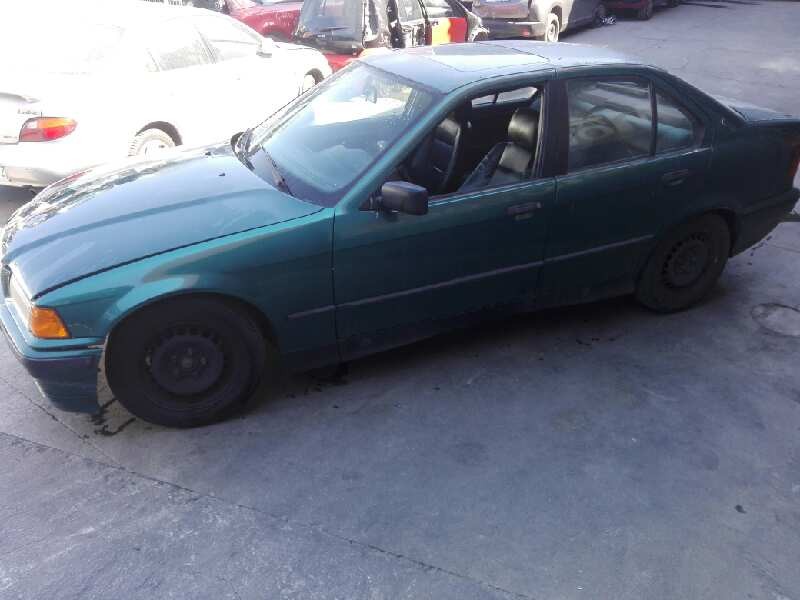 bmw serie 3 berlina (e36) del año 1998