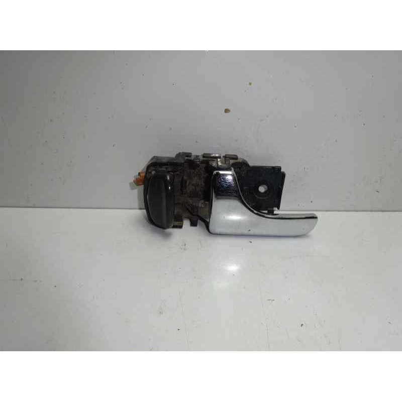 Recambio de maneta interior delantera izquierda para nissan terrano/terrano.ii (r20) 2.7 turbodiesel referencia OEM IAM   