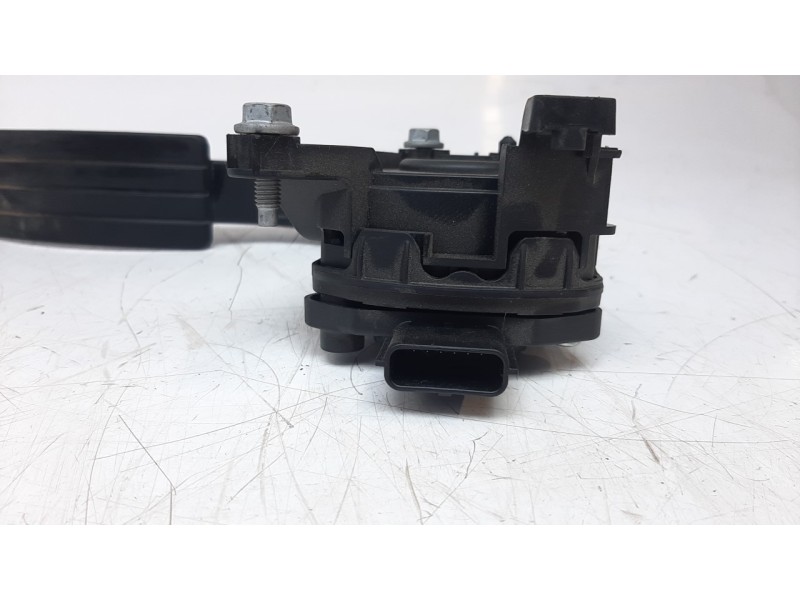 Recambio de potenciometro pedal para renault captur 0.9 energy referencia OEM IAM 180029347R  