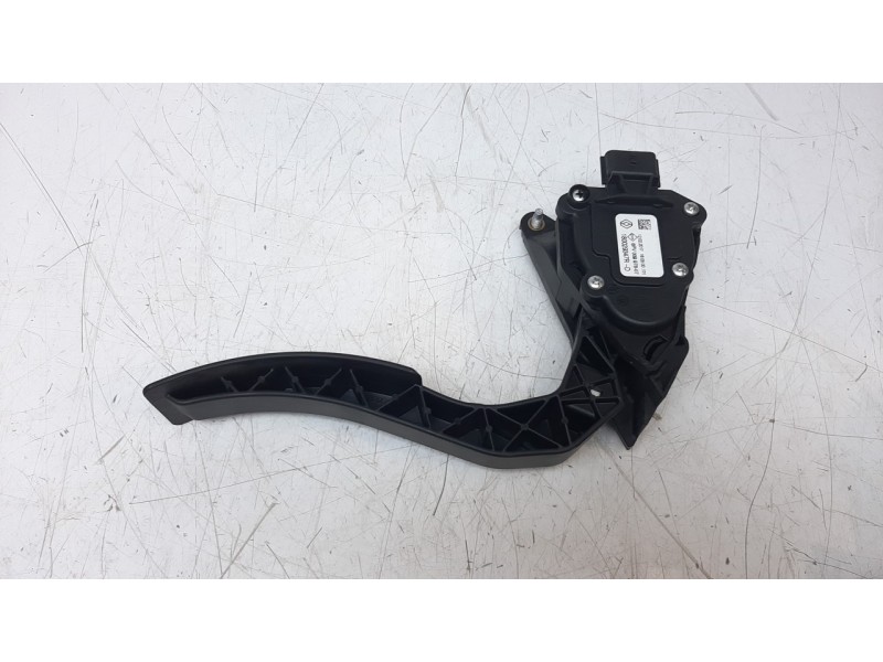 Recambio de potenciometro pedal para renault captur 0.9 energy referencia OEM IAM 180029347R  