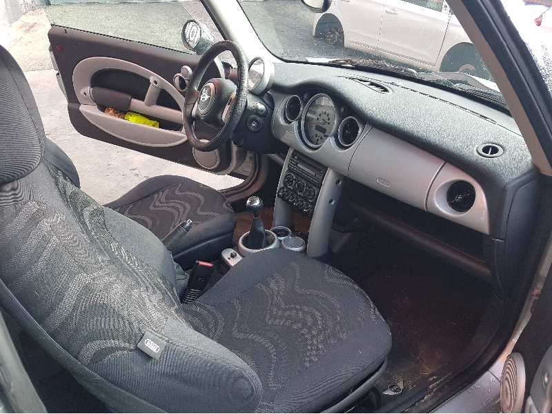 mini mini (r50,r53) del año 2005