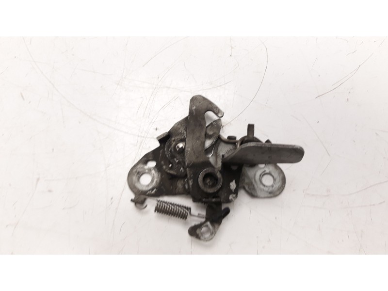 Recambio de cerradura capo para peugeot 206 berlina 1.6 16v cat referencia OEM IAM 871951  