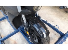 Recambio de guardabarros delantero para seat mo mo referencia OEM IAM   