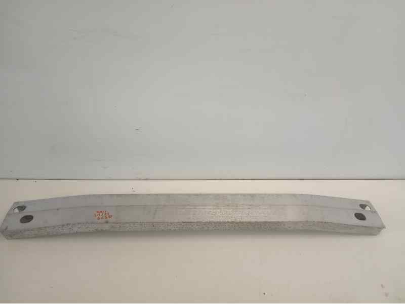 Recambio de refuerzo paragolpes trasero para toyota lexus ct 200h referencia OEM IAM 5217176010  