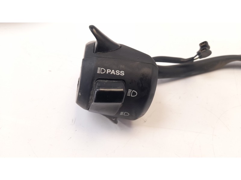 Recambio de piña luces izquierda para honda cb500 x cb500 x referencia OEM IAM 35200MGZJ41  