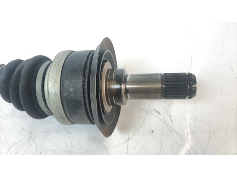 Recambio de transmision trasera izquierda para bmw serie 3 lim. (f30) 318d referencia OEM IAM 7597681AI04  