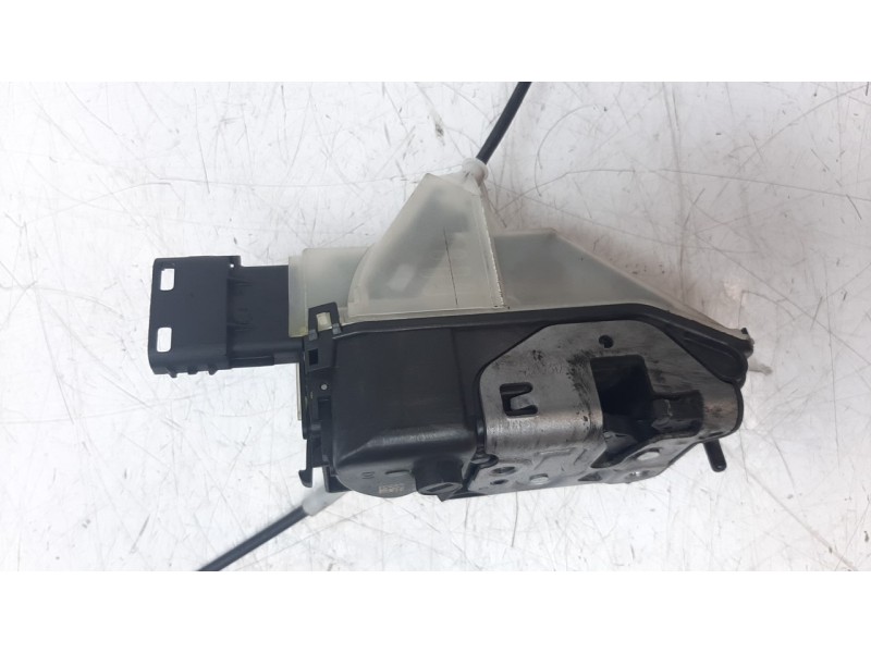 Recambio de cerradura puerta delantera derecha para citroen c3 1.6 blue-hdi fap referencia OEM IAM 9800624680  