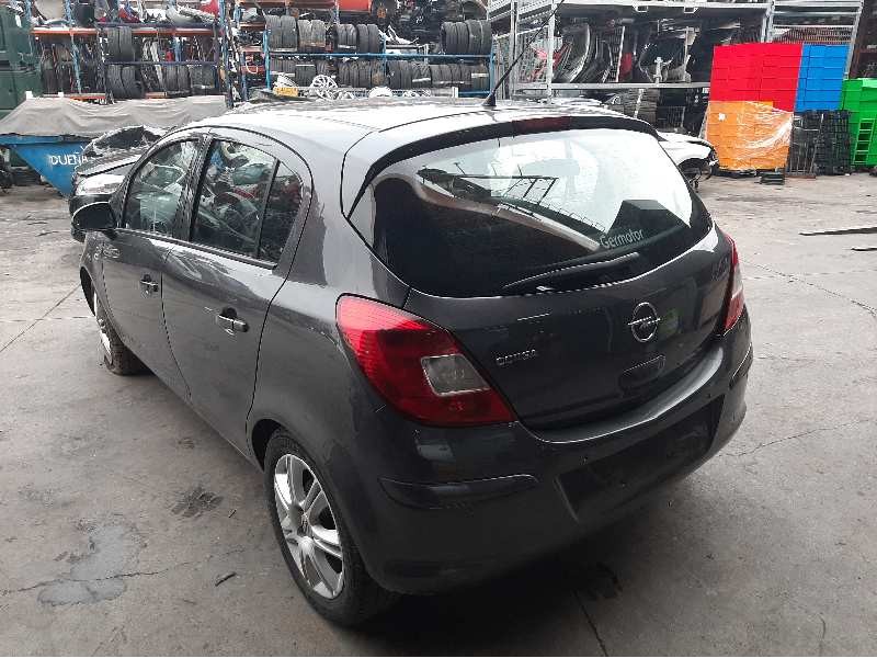 opel corsa d del año 2010