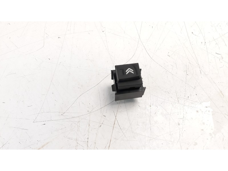 Recambio de interruptor para citroen c3 aircross 1.2 12v e-thp referencia OEM IAM 9802678577  