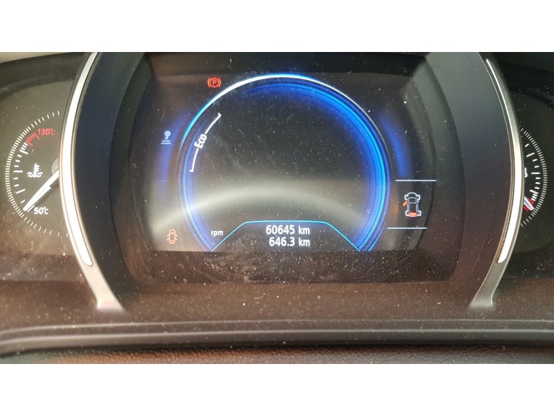 renault megane iv berlina 5p del año 2015