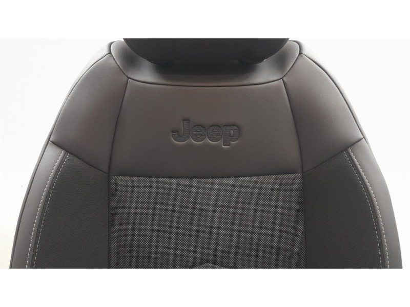 Recambio de juego asientos completo para jeep avenger altitude referencia OEM IAM 6000633478  